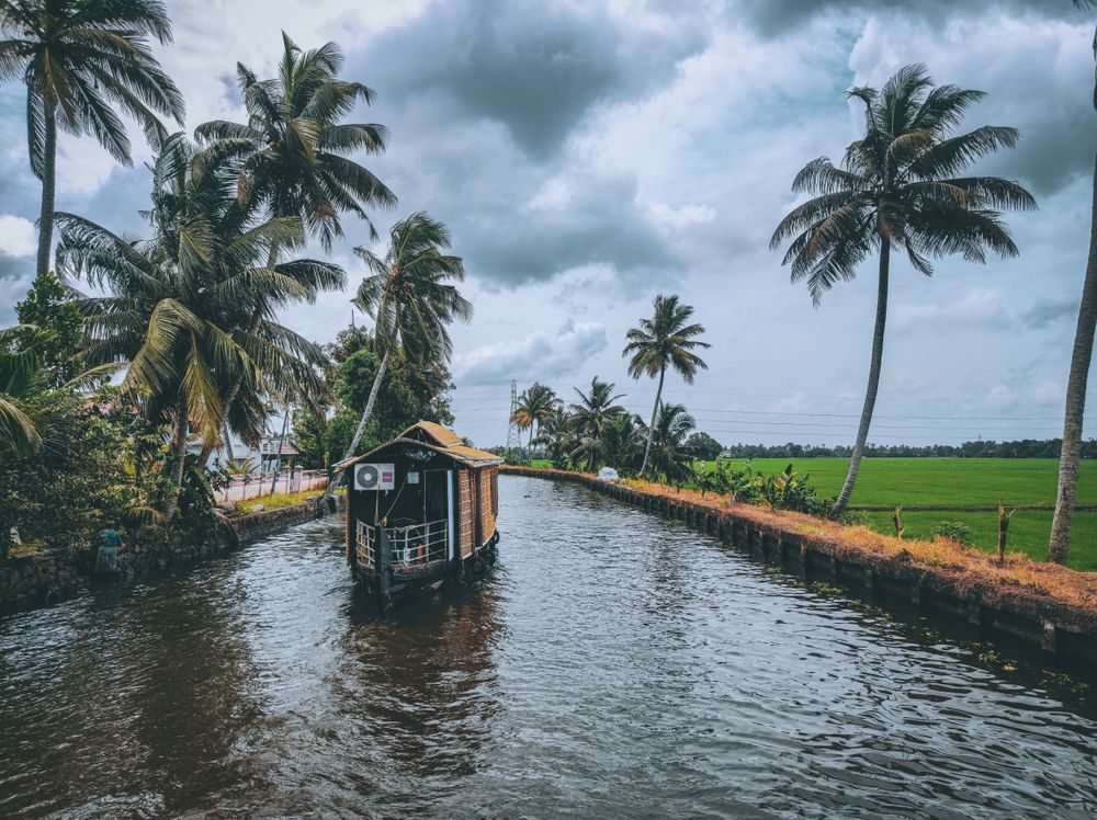 Kerala Budget Honeymoon holiday package