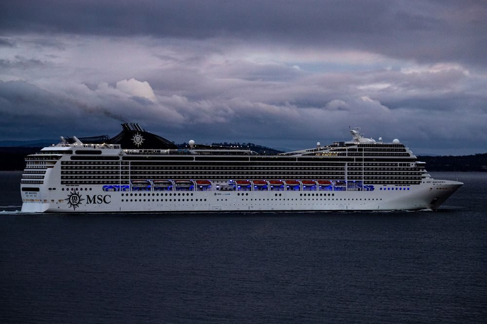 Alaska Glacier Cruise — photo 1