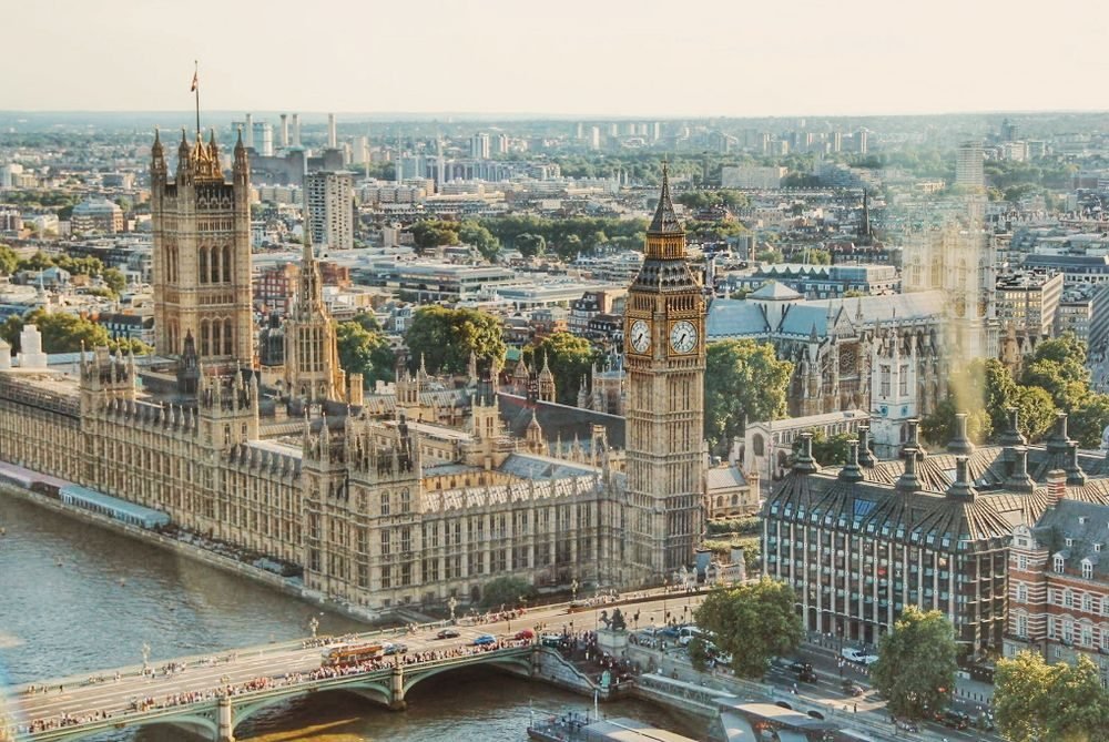 London & Paris Eurostar Explorer — photo 1