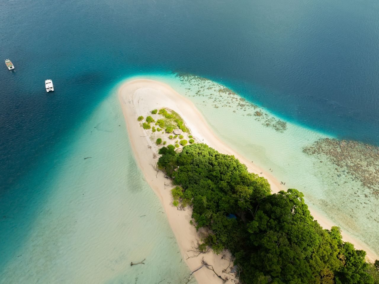 A white-sand bar and turquoise Andaman lagoon