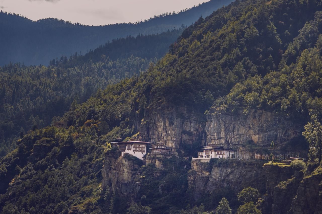 Radak Neykhang — Bhutan