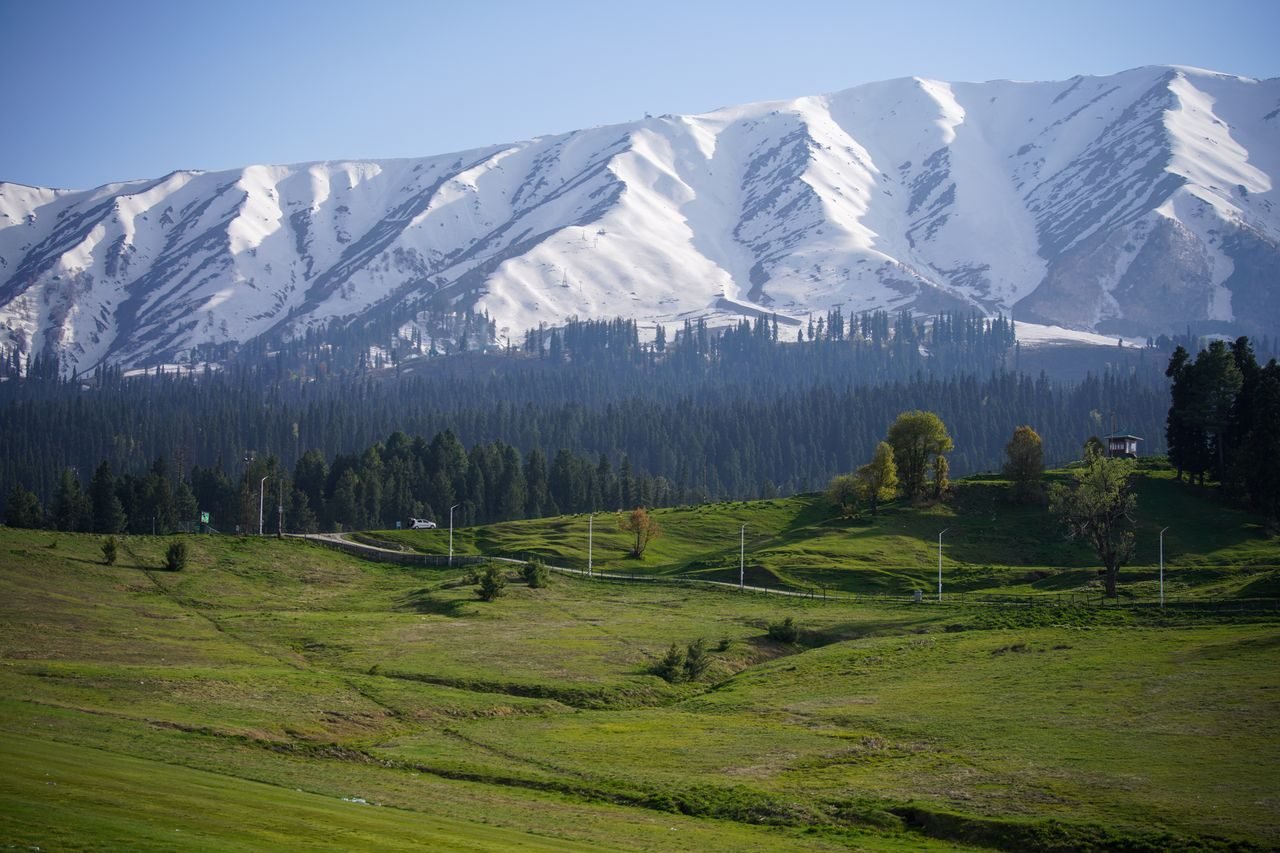 Kashmir holiday scenes