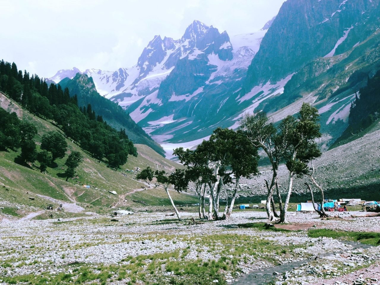 Kashmir holiday scenes