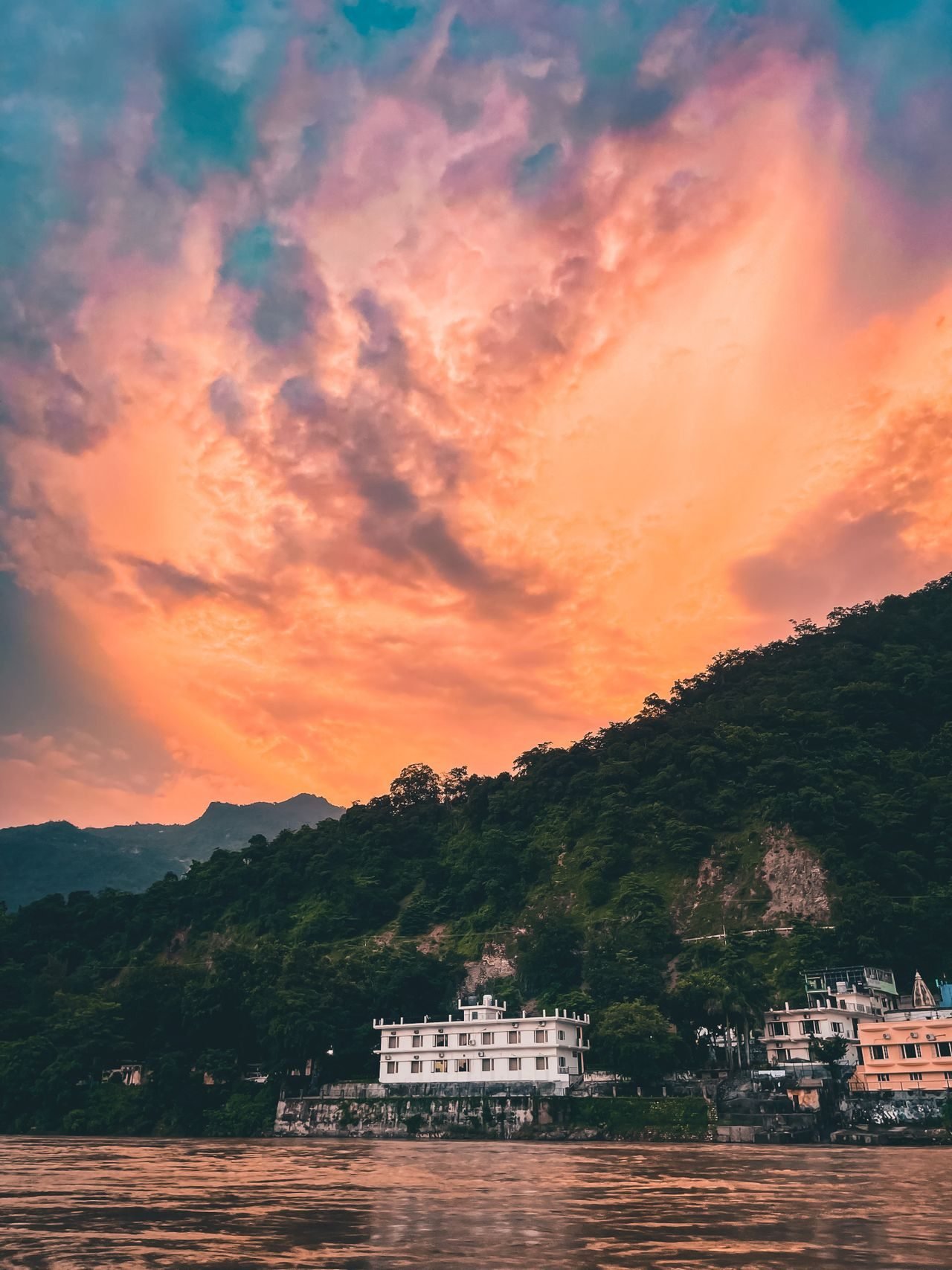 Uttarakhand holiday scenes